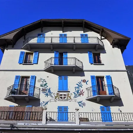 Apartment Le Savoisien By Interhome Chamonix